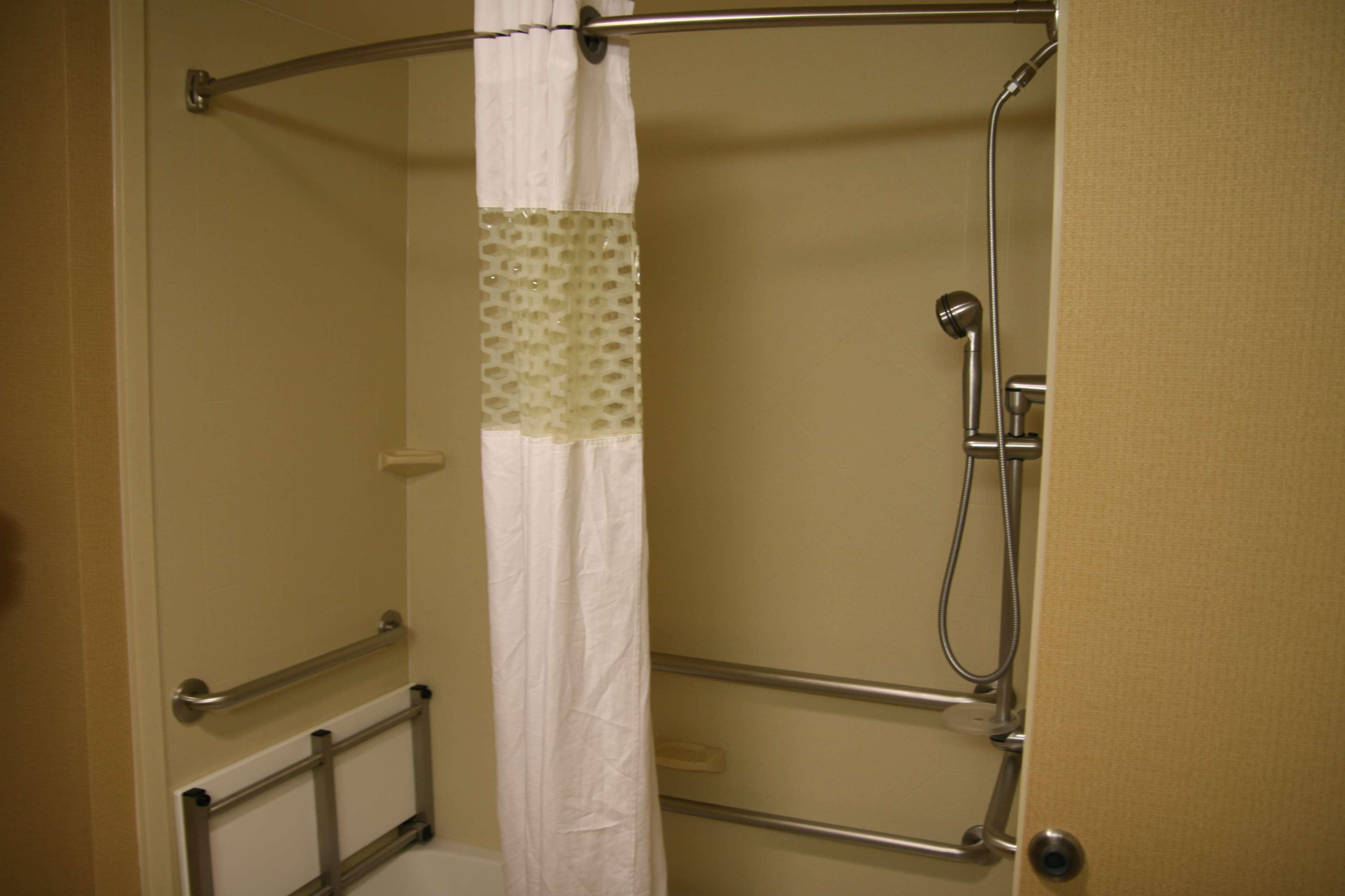 Hampton Inn And Suites Austin - Лейкуей Стая снимка