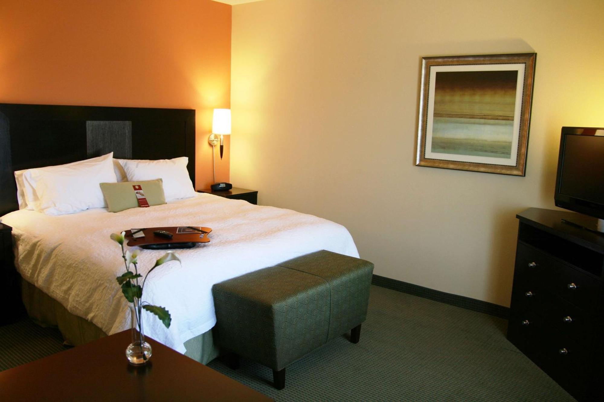 Hampton Inn And Suites Austin - Лейкуей Екстериор снимка