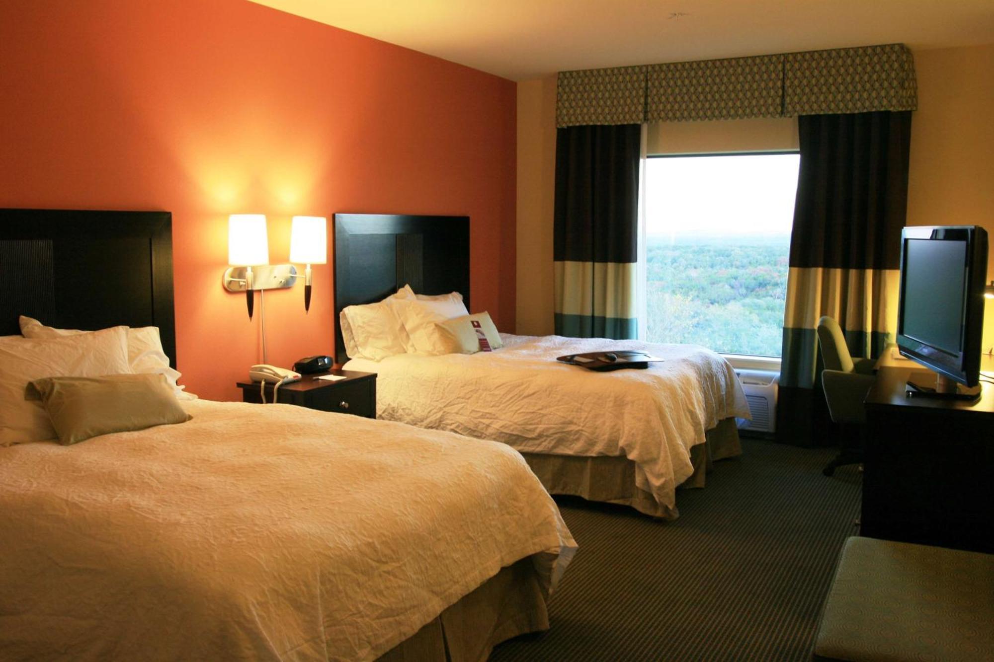 Hampton Inn And Suites Austin - Лейкуей Екстериор снимка